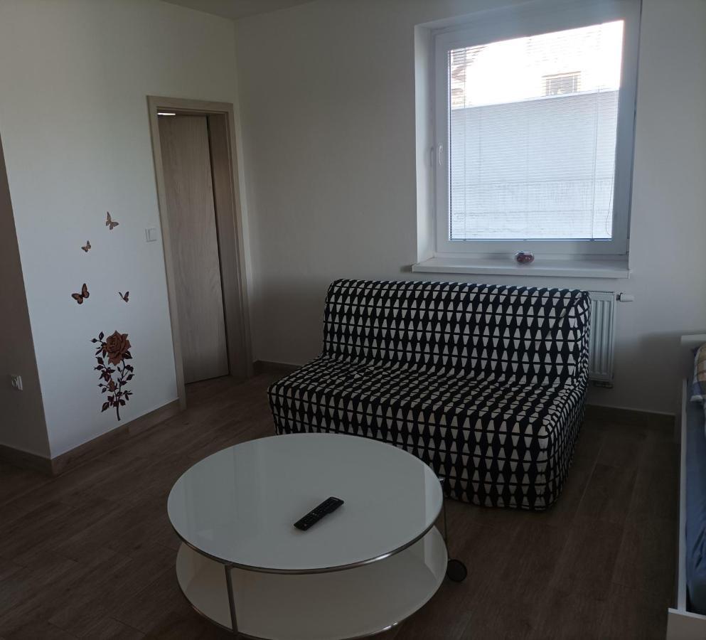 Ubytovani U Leose Zaječí Exterior foto