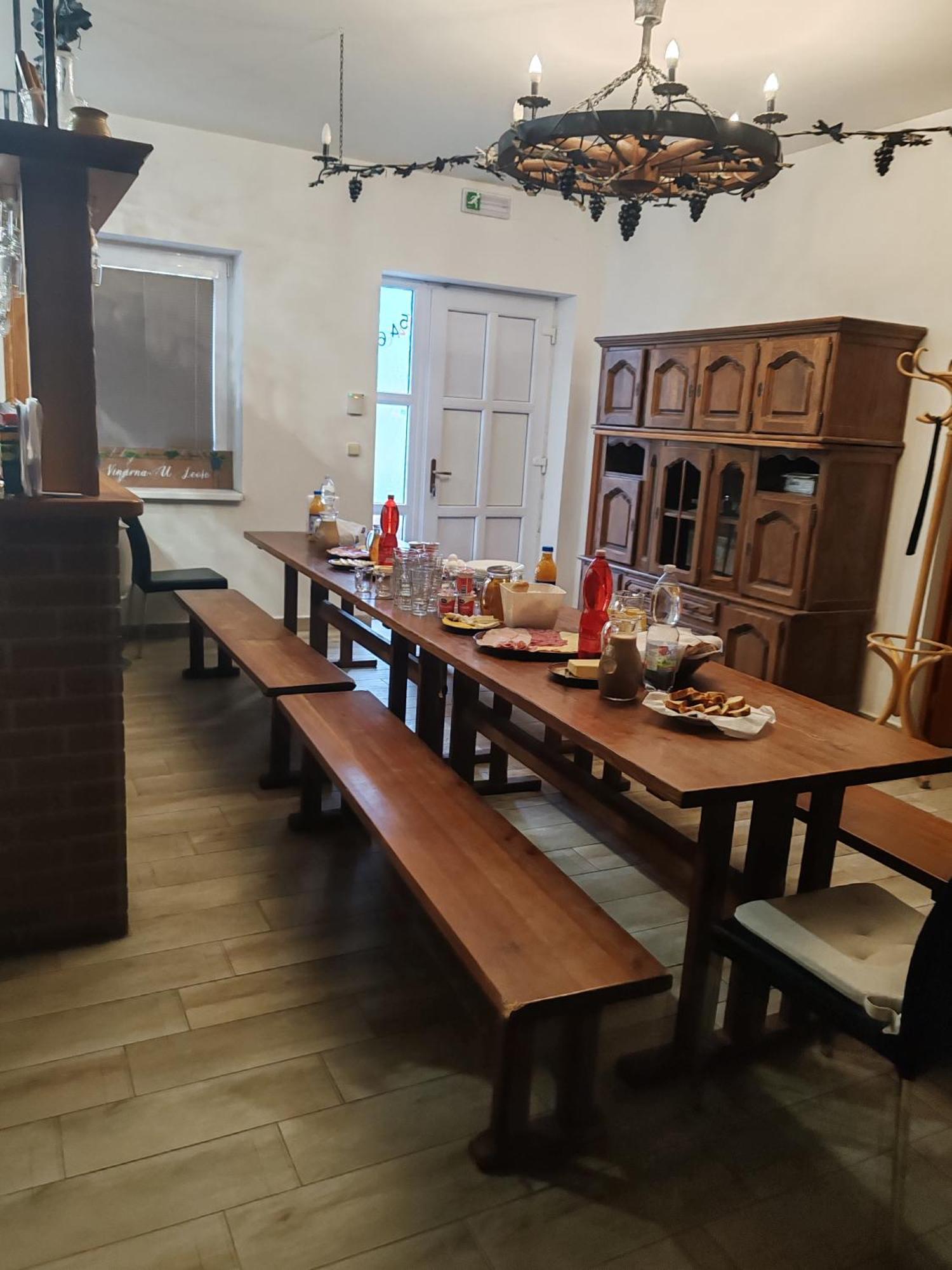 Ubytovani U Leose Zaječí Exterior foto