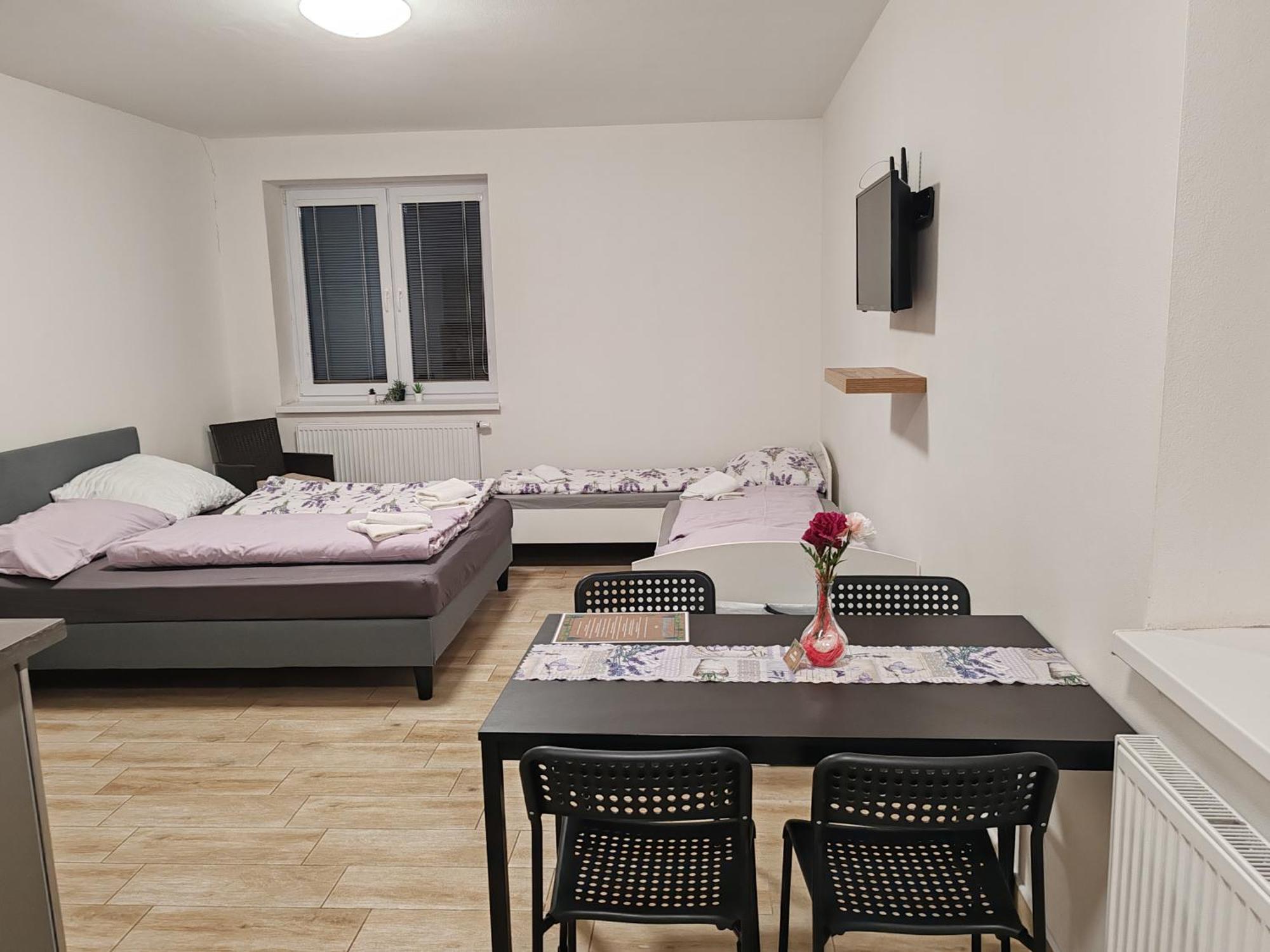 Ubytovani U Leose Zaječí Exterior foto